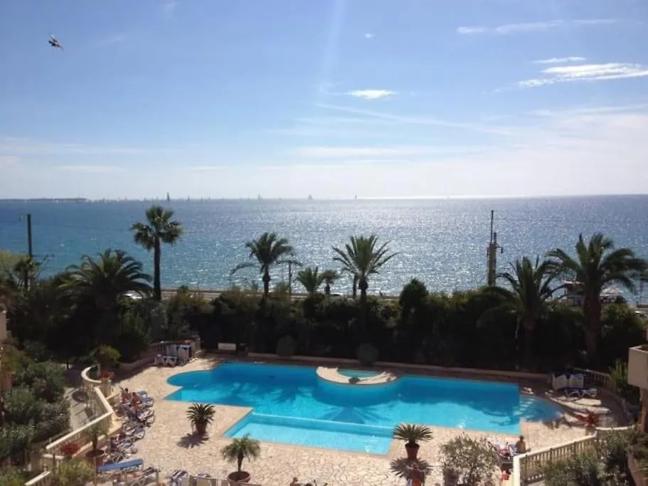 Bord De Mer, Terrasse, Tout A Pieds location