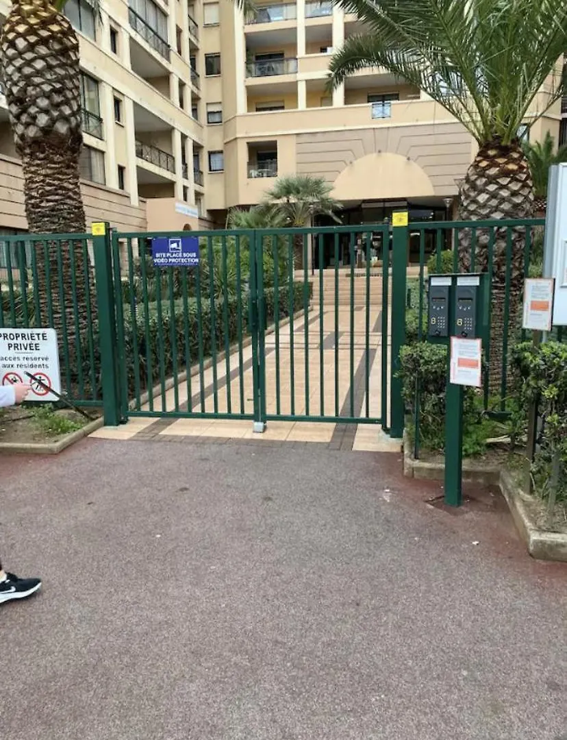 Bord De Mer, Terrasse, Tout A Pieds カンヌ フランス