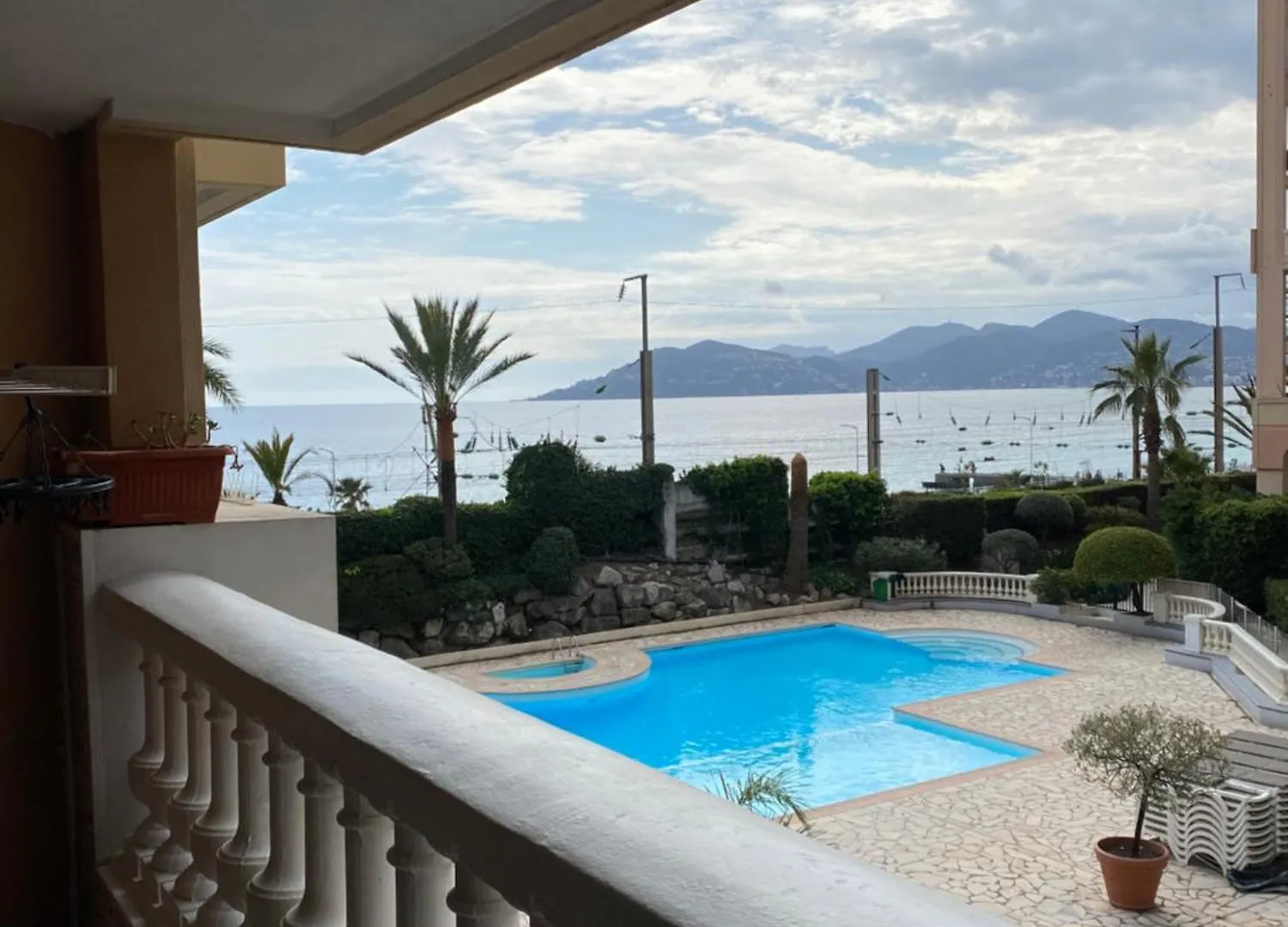 Bord De Mer, Terrasse, Tout A Pieds カンヌ 0*,  フランス